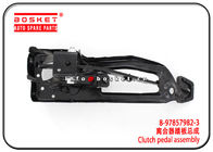 NKR94 Isuzu Body Parts 8-97857982-3 8978579823 Clutch Pedal Assembly